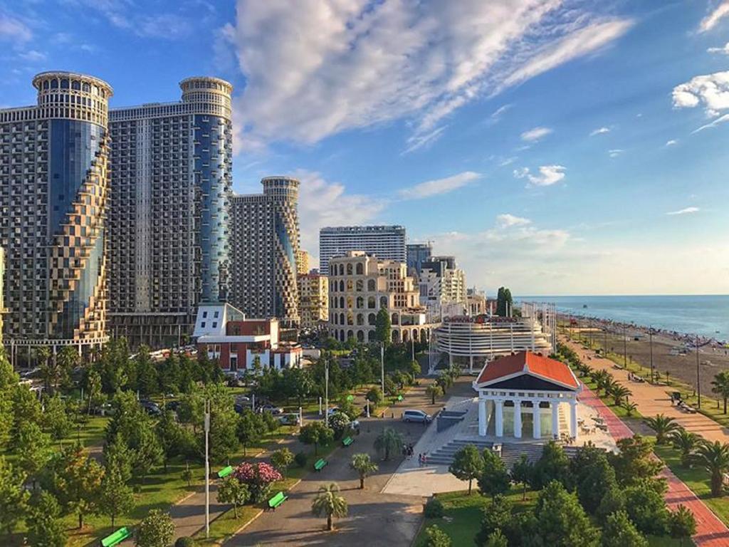 Апартаменты Orbi Sea Towers Block G Батуми Экстерьер фото
